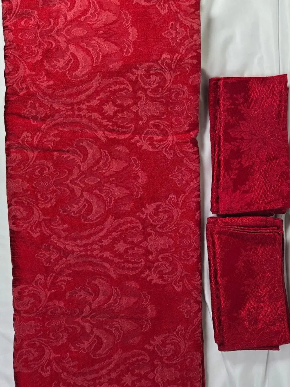Red Tablecloth + 8 Dinner Napkins - Damask Cloth TC= 96x55 Rectangle